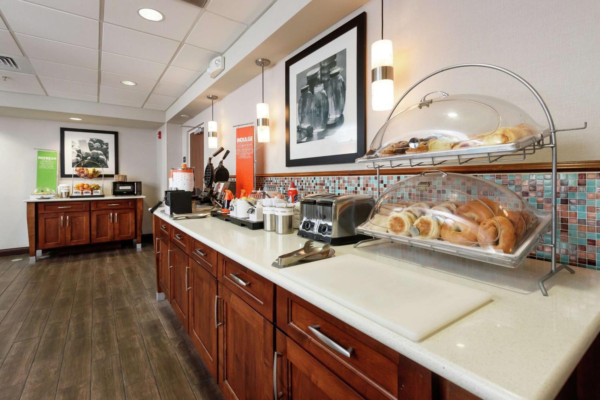 Hampton Inn & Suites Navarre Esterno foto