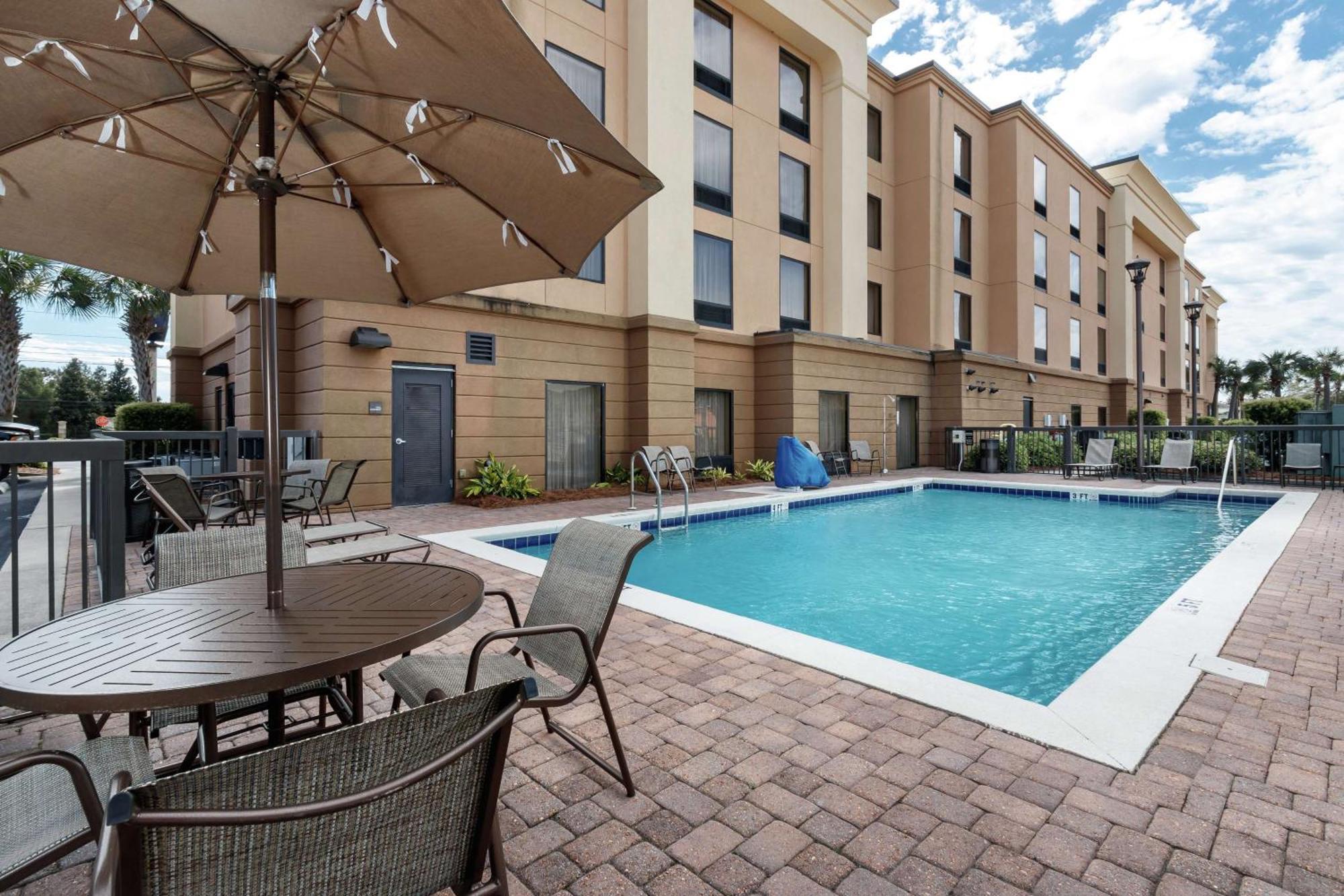 Hampton Inn & Suites Navarre Esterno foto